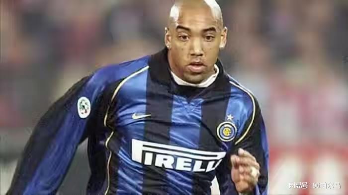 狗子28官网-悲催的流星，16岁法甲当主力，21岁在国米要穿10号，30岁家暴