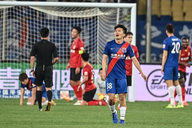 狗子28官网-5轮战罢境遇逆转！申花高开低走 津门虎抢重要3分